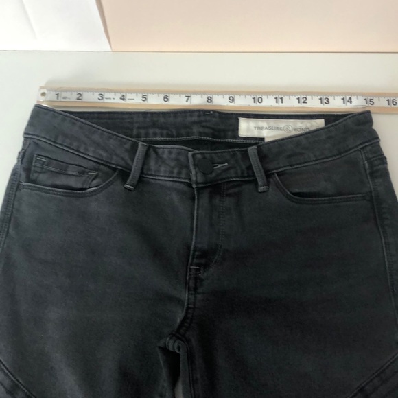 Treasure & Bond Skinny Textured Thigh Jeans 28 - Picture 5 of 9